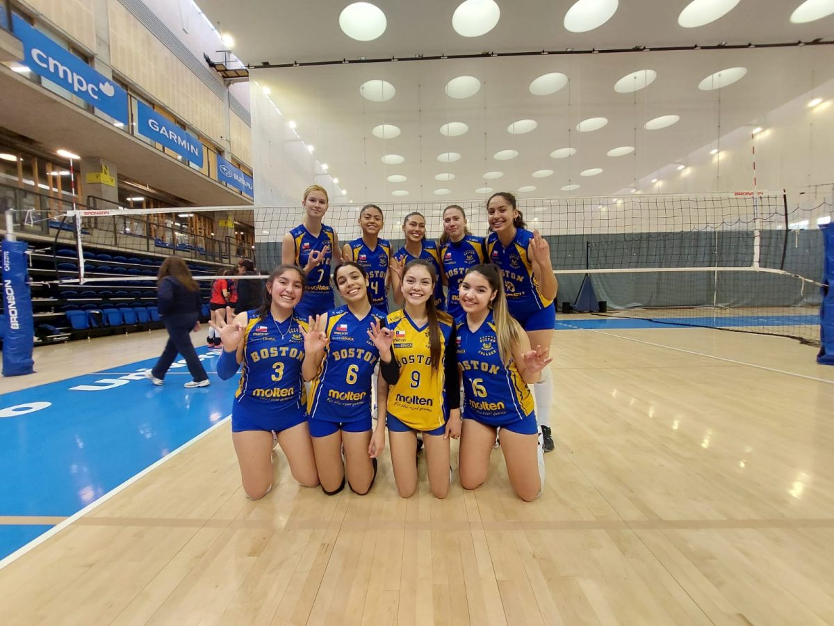 Nuestras “Águilas” obtienen el 3° lugar en el Vóleibol de la Copa Soprole UC