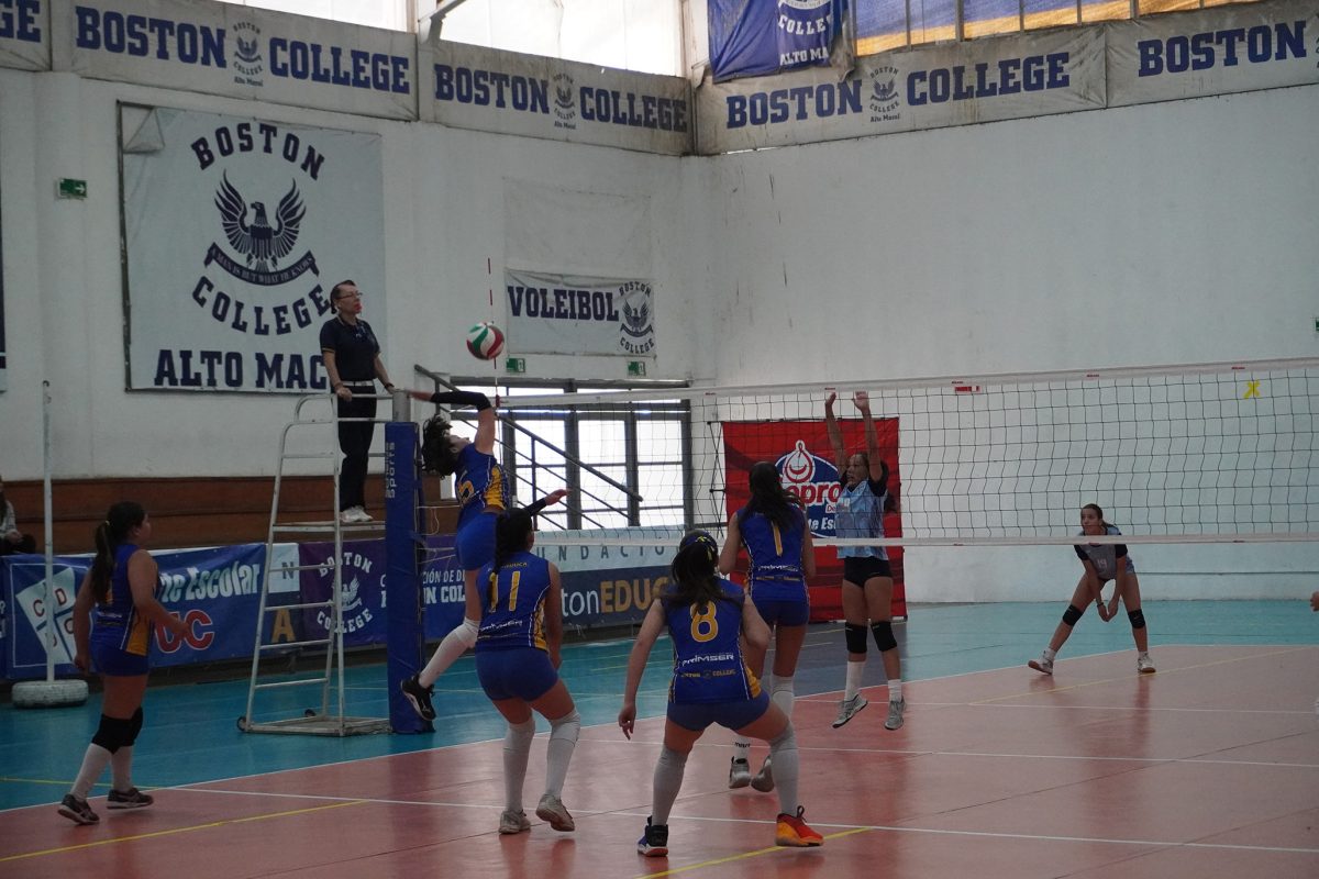 Final Vóleibol Mini Damas Copa Soprole UC 2023