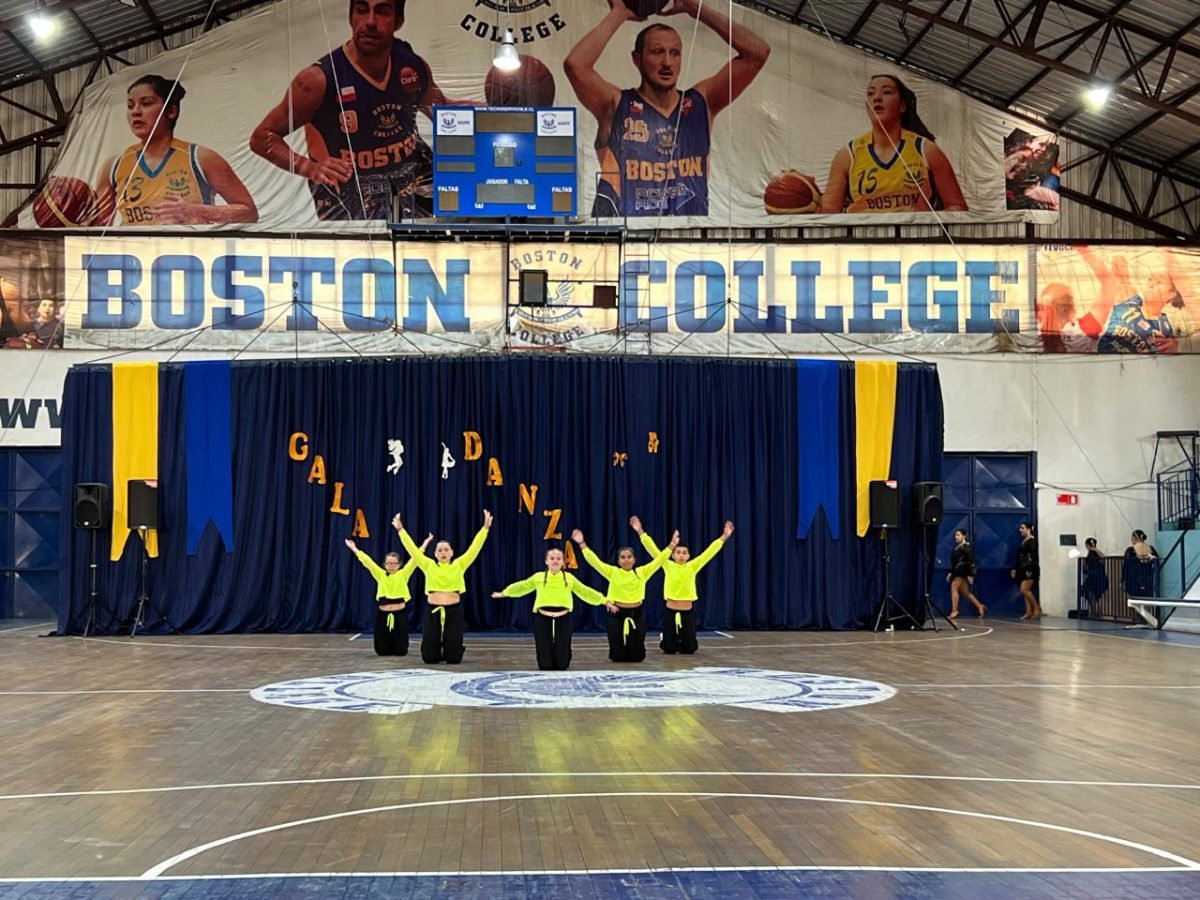 TALLER DE DANZA EN GALA DE BOSTON COLLEGE MAIPU