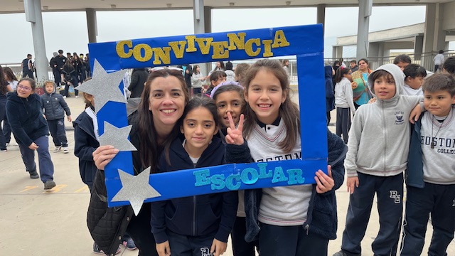 CELEBRANDO EL DÍA DE LA CONVIVENCIA ESCOLAR