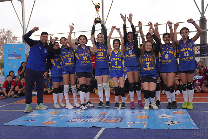 Campeonas del Vóleibol Mini Damas en las Olimpiadas BostonEduca 2025