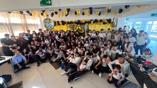 DESPEDIMOS A NUESTROS IV MEDIOS – GENERACIÓN 2025