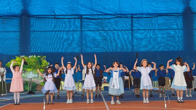 “Once Upon a Time”: A Magical English Immersion Journey from Playgroup to 2nd Grade.