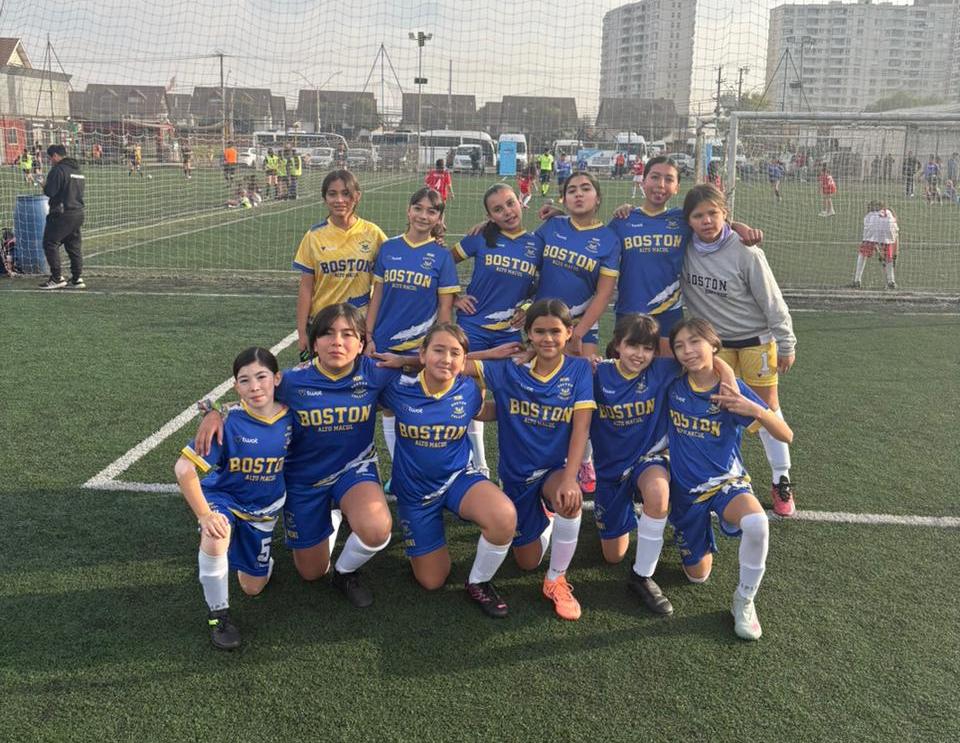 FÚTBOL MINI DAMAS EN OLIMPIADAS BOSTON EDUCA