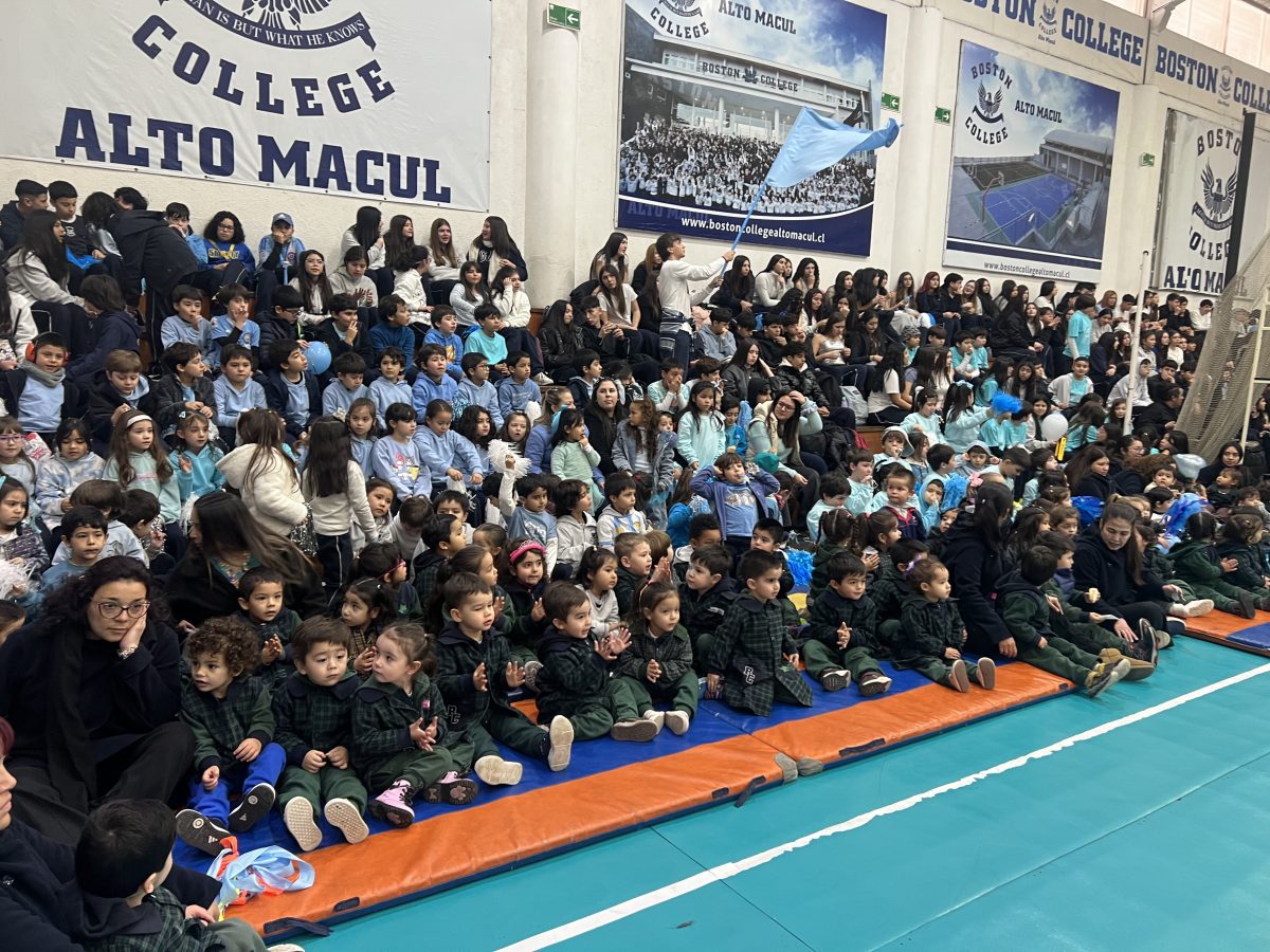 Jardín Infantil y Sala Cuna Alto Macul se sumó a la inauguración del aniversario de BCAM