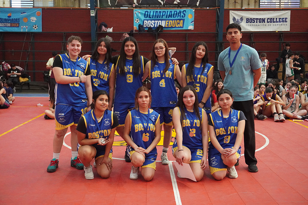 Vicecampeonas del Básquetbol Intermedia Damas en las Olimpiadas BostonEduca 2026