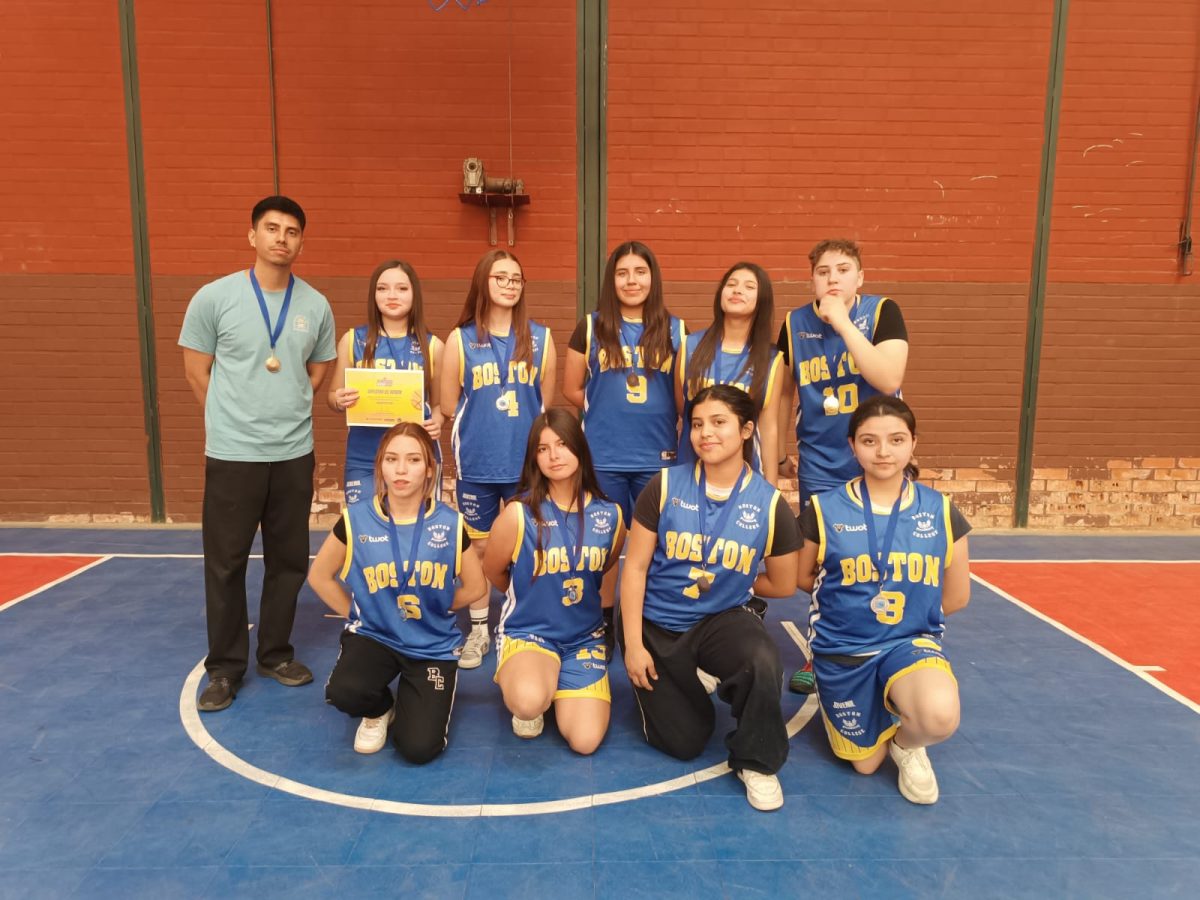 SEGUNDO LUGAR EN OLIMPIADAS DE BÁSQUETBOL INTERMEDIA DAMAS 2026