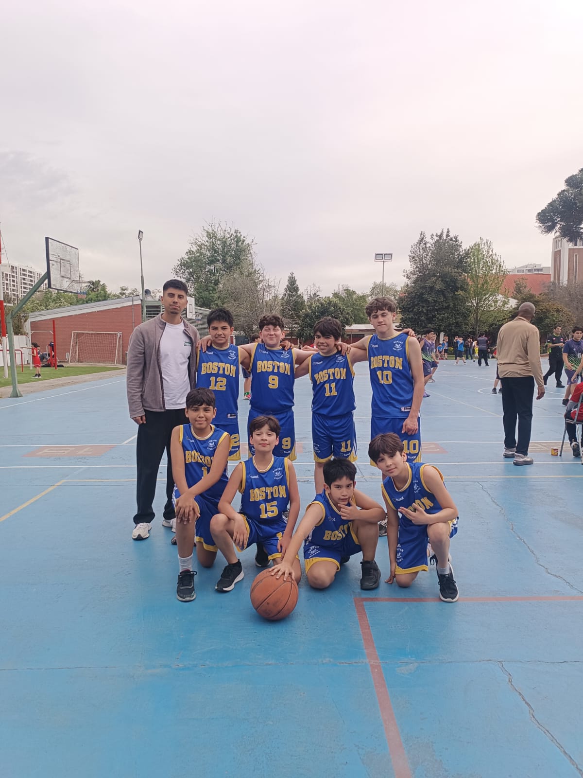 CUARTO LUGAR EN OLIMPIADAS DE BÁSQUETBOL MINI VARONES